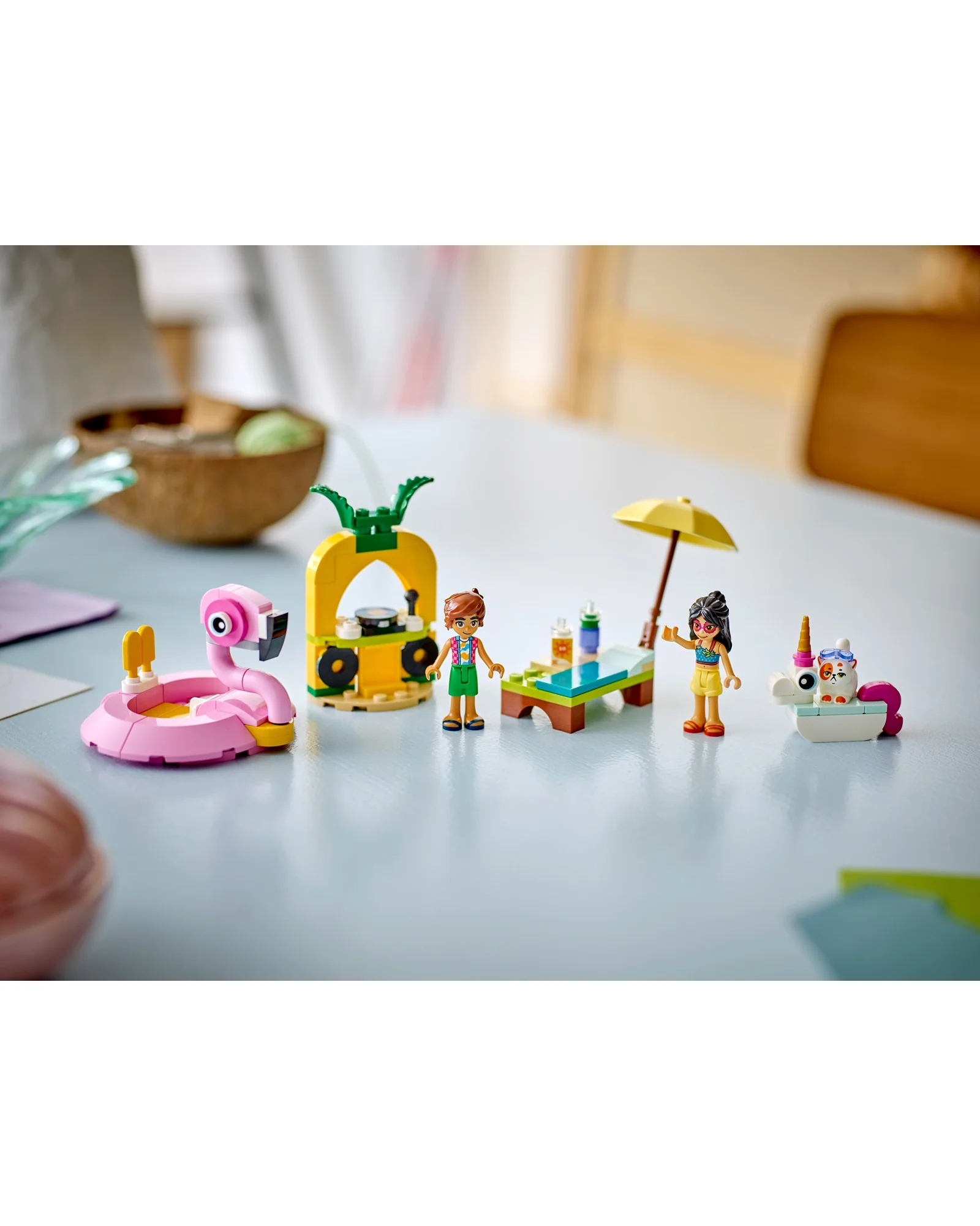 42658 Unicorn & Flamingo Pool Party - Image 6