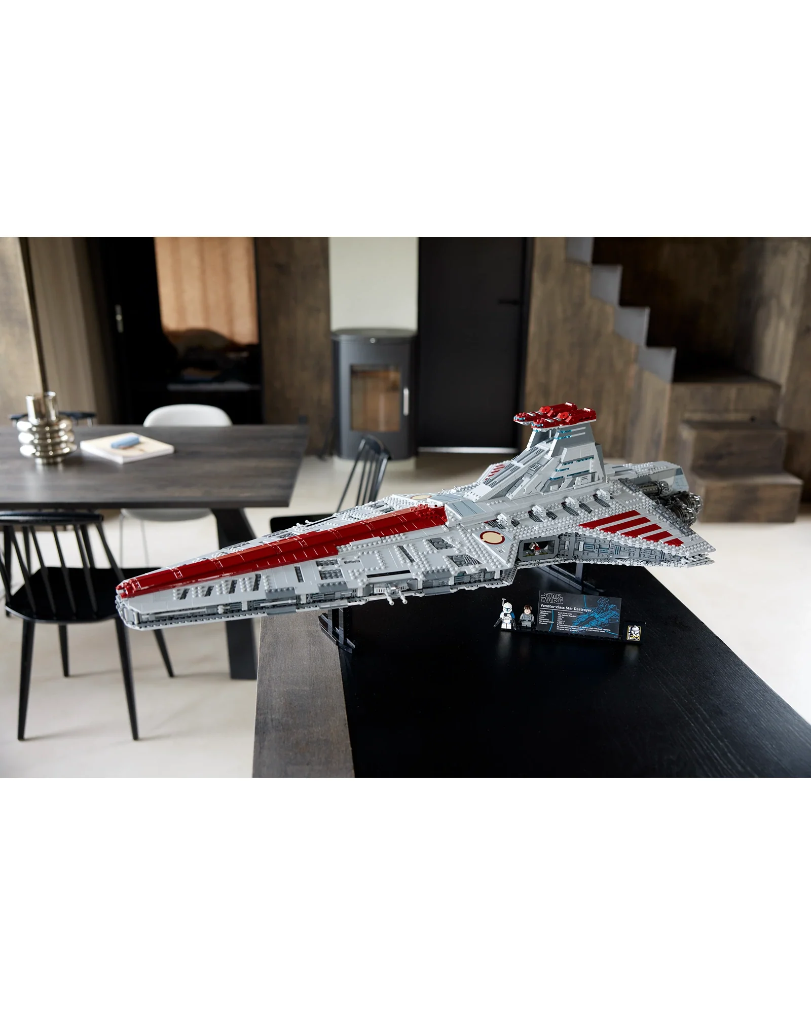 75367 Venator-Class Republic Attack Cruiser - Image 6